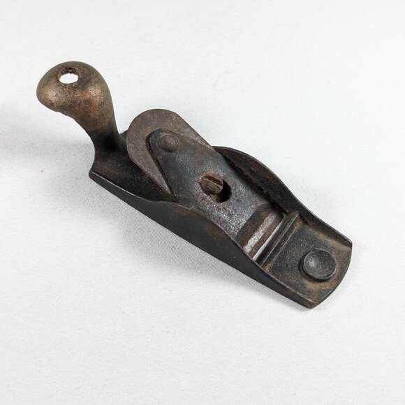 Antique squirrel tail block plane - Picture 1 of 8